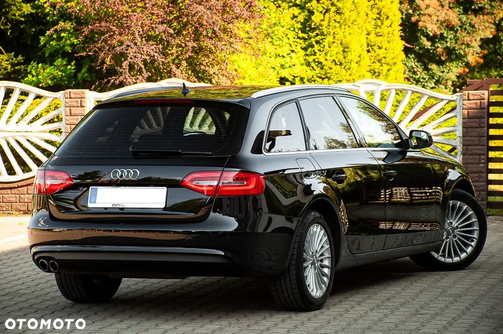 Audi A4 Avant 2.0 TDI DPF clean diesel multitronic Ambiente - 17