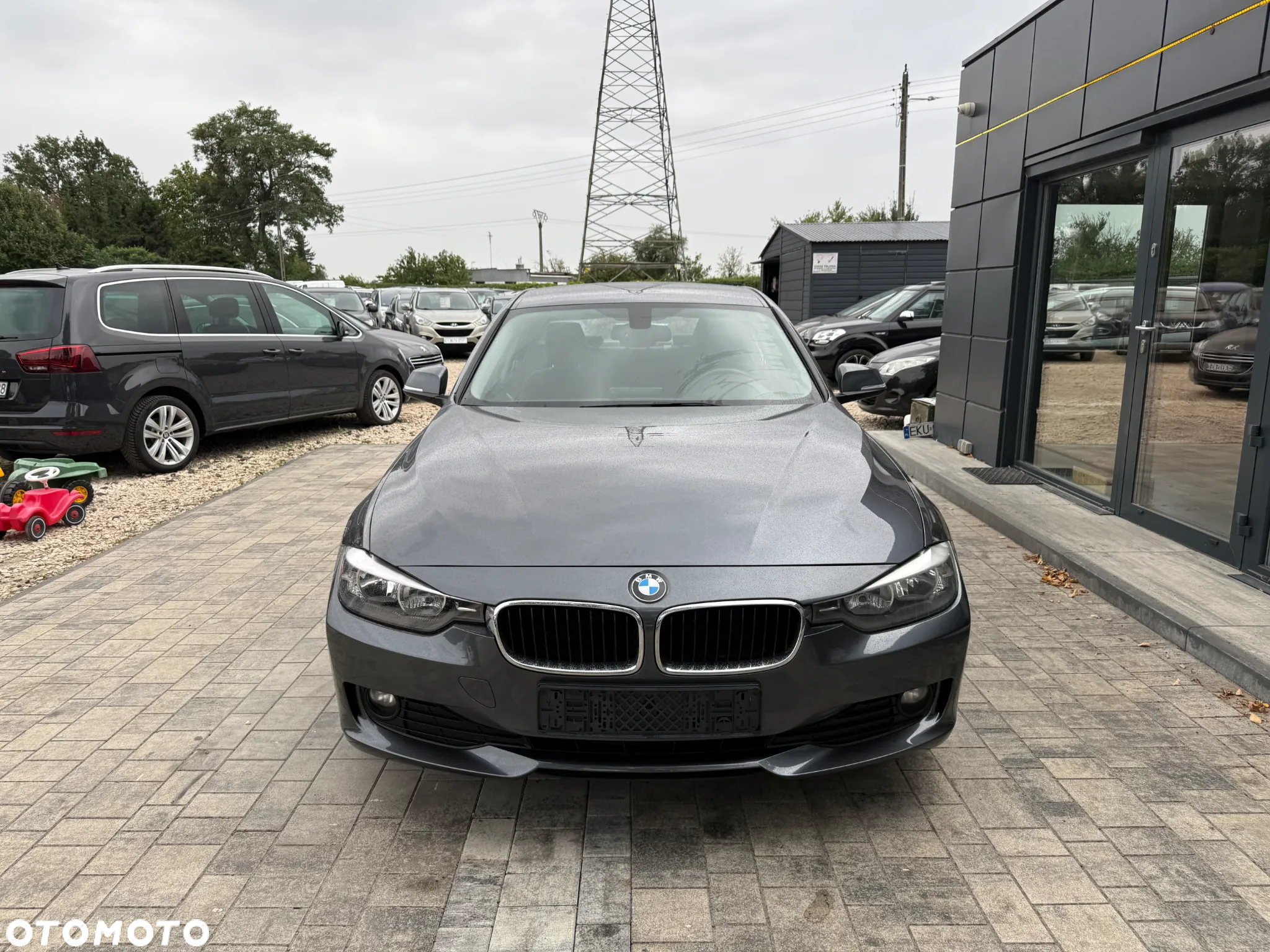 BMW Seria 3 318d - 3