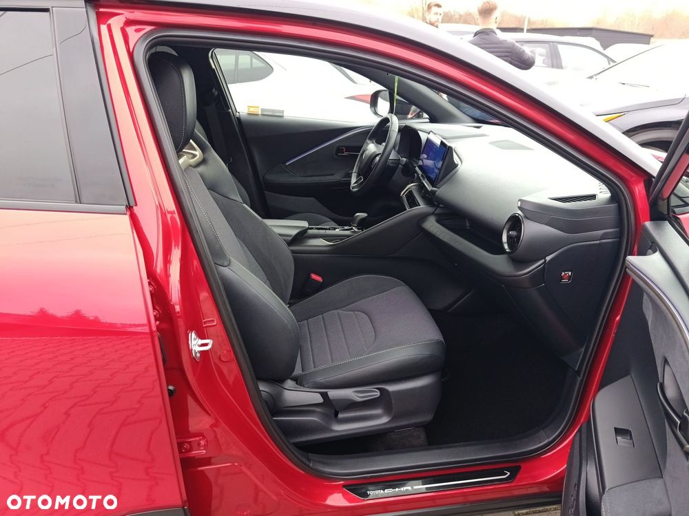 Toyota C-HR 2.0 Hybrid Dynamic Force Executive - 28