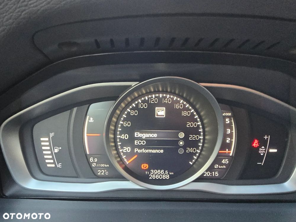 Volvo V60 D4 - 22