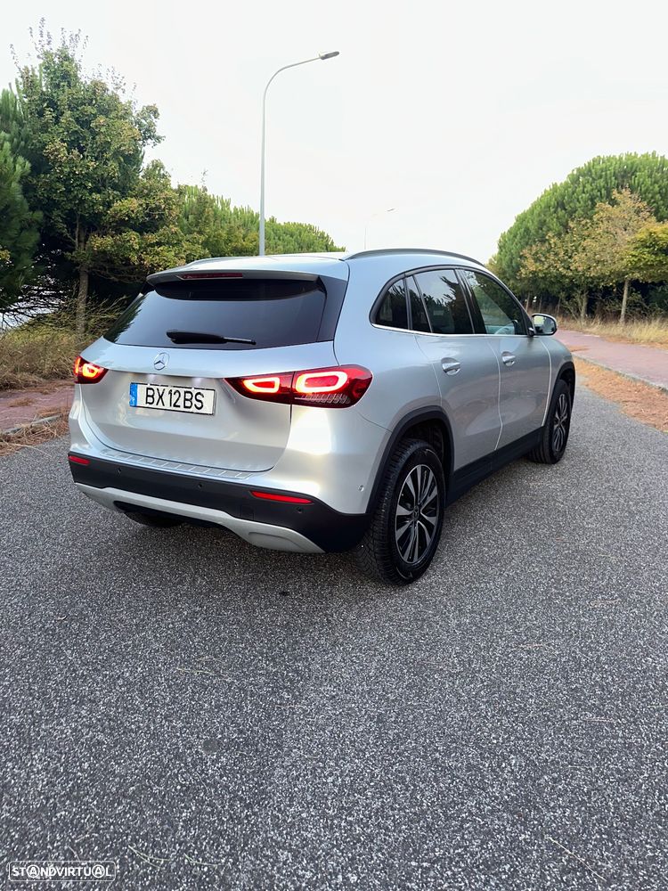 Mercedes-Benz GLA 200 d Progressive - 4