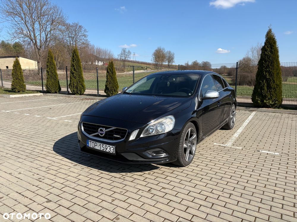 Volvo S60 D3 Geartronic R-Design - 24