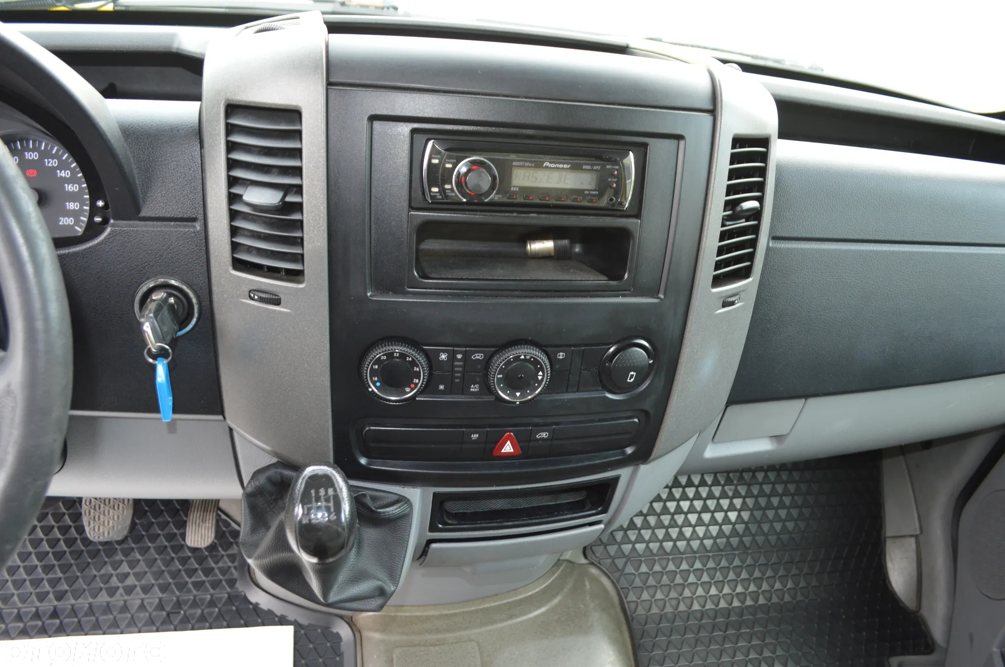 Volkswagen Crafter - 18