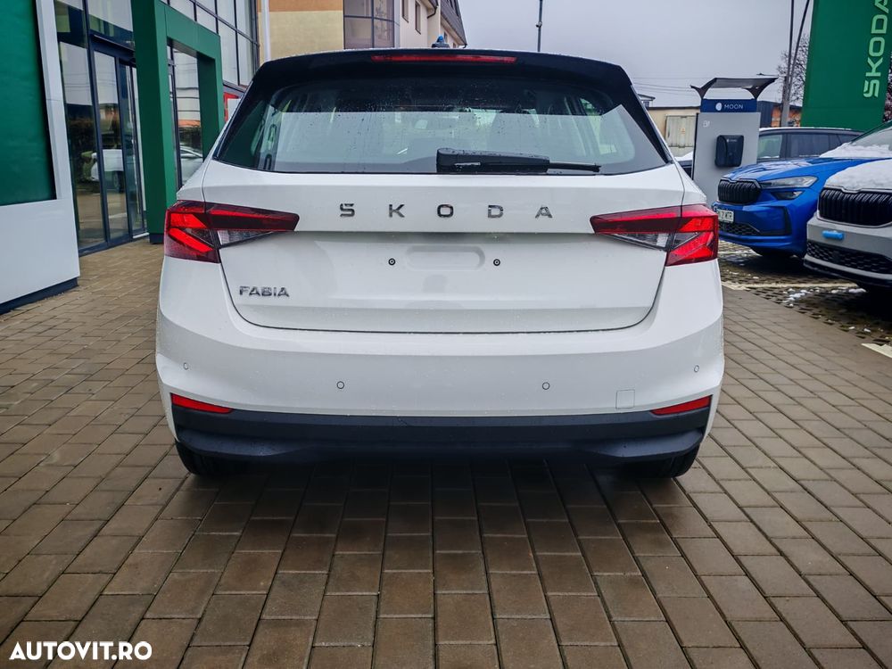 Skoda Fabia 1.0 MPI 80 CP Essence - 5