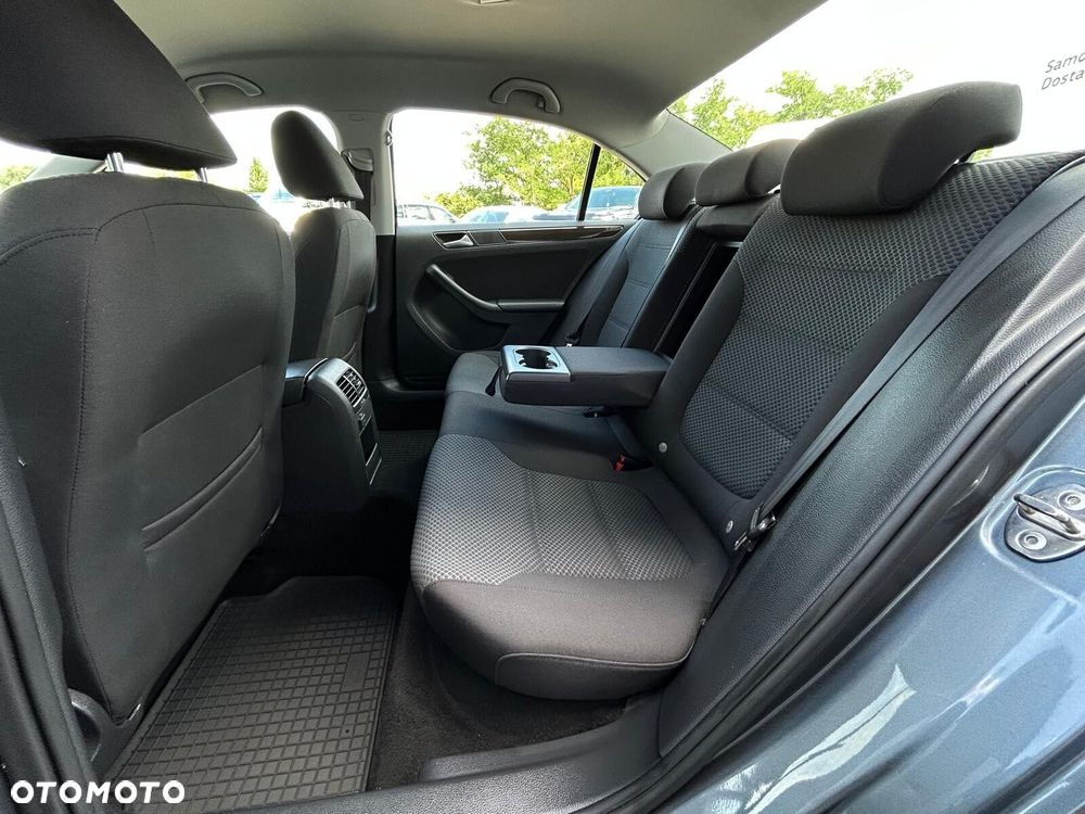 Volkswagen Jetta 1.4 TSI BMT Comfortline - 18