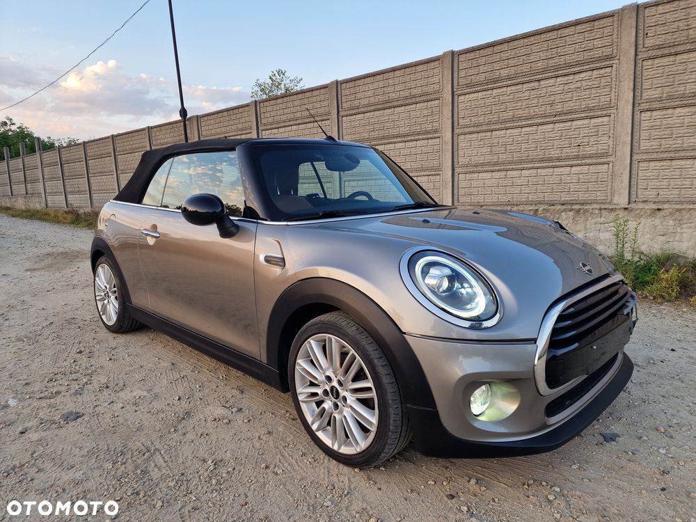 MINI Cooper D Cabrio - 36