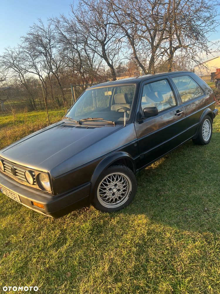 Volkswagen Golf - 18