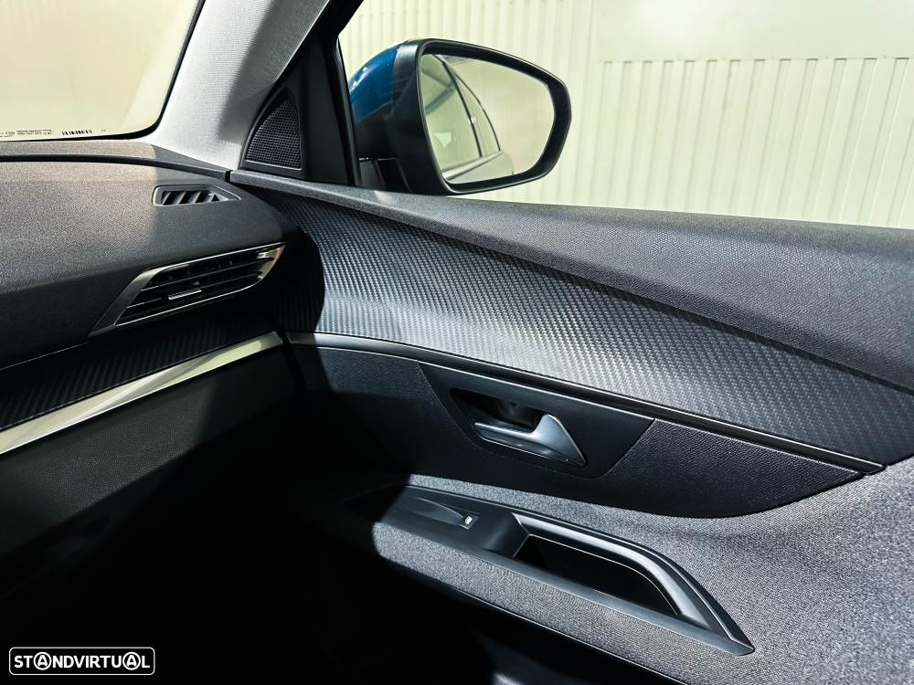 Peugeot 5008 1.5 BlueHDi Allure Pack EAT8 - 24