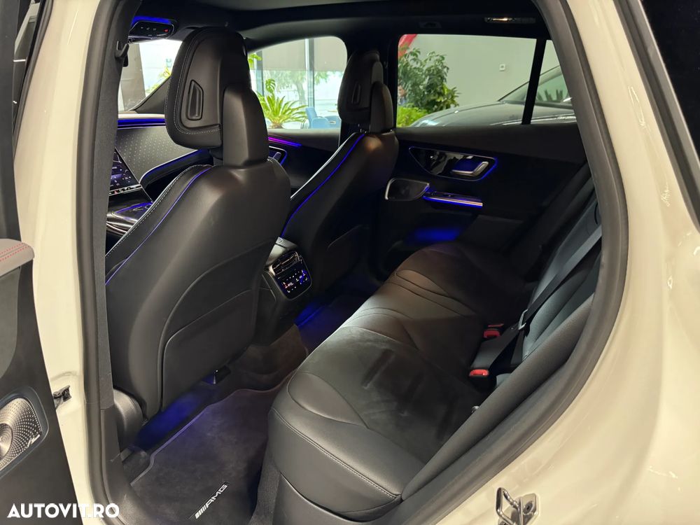 Mercedes-Benz EQE 350 4MATIC - 27