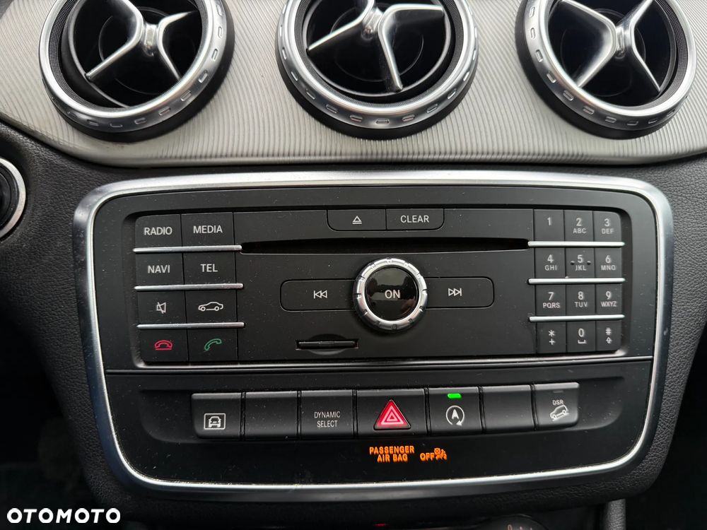 Mercedes-Benz GLA 200 (CDI) d 4Matic 7G-DCT - 18