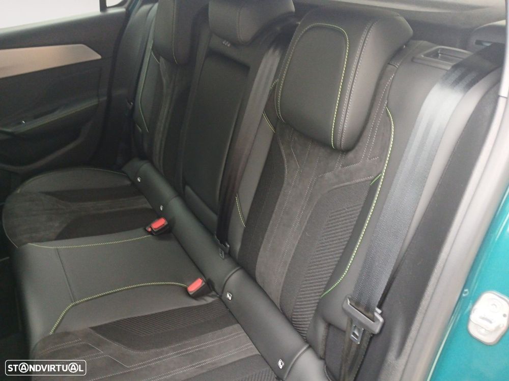 Peugeot e-308 58 kWh GT - 14