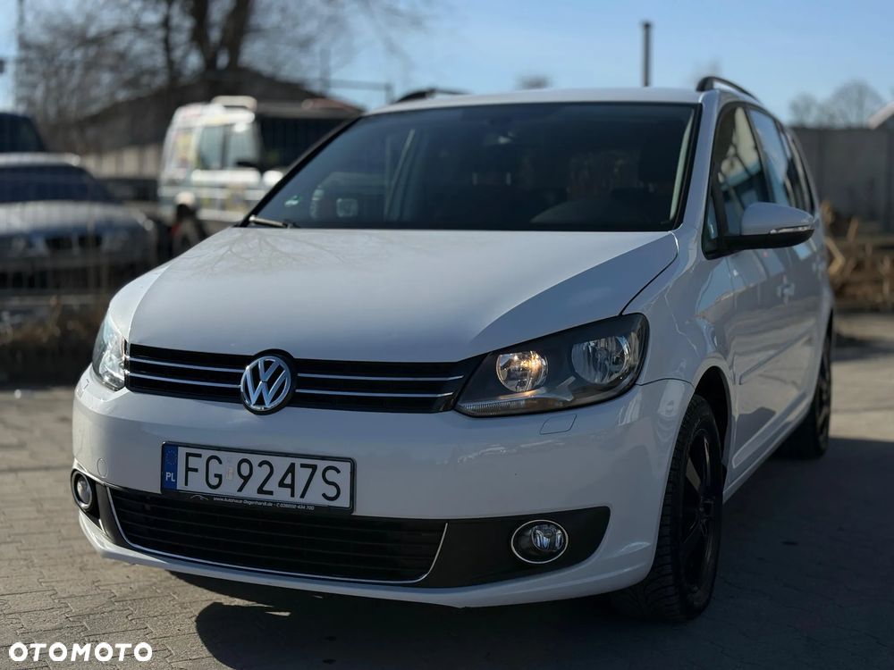 Volkswagen Touran 1.6 TDI DPF BlueMotion Technology STYLE - 4