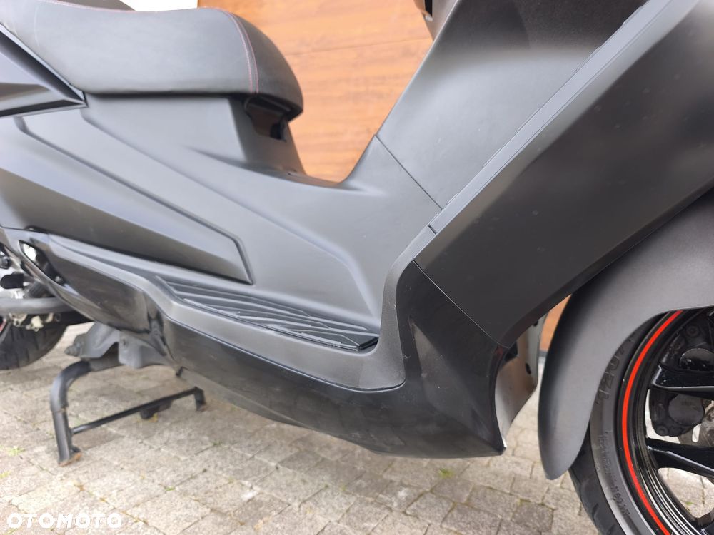 SYM GTS - 23