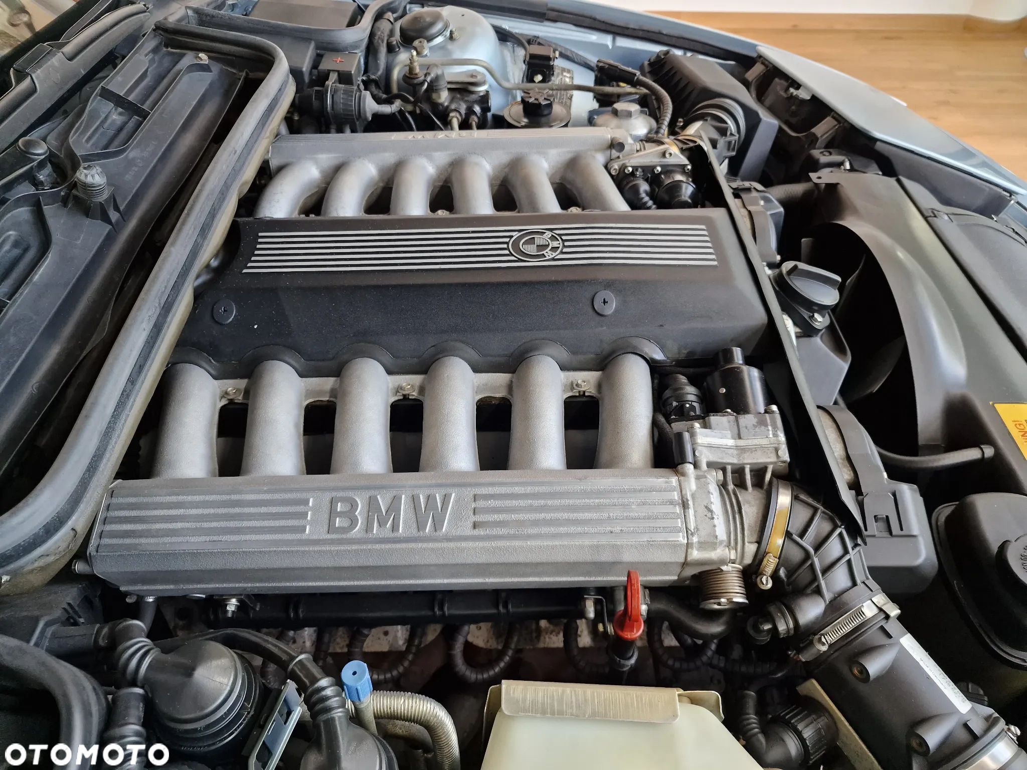 BMW Seria 8 - 38