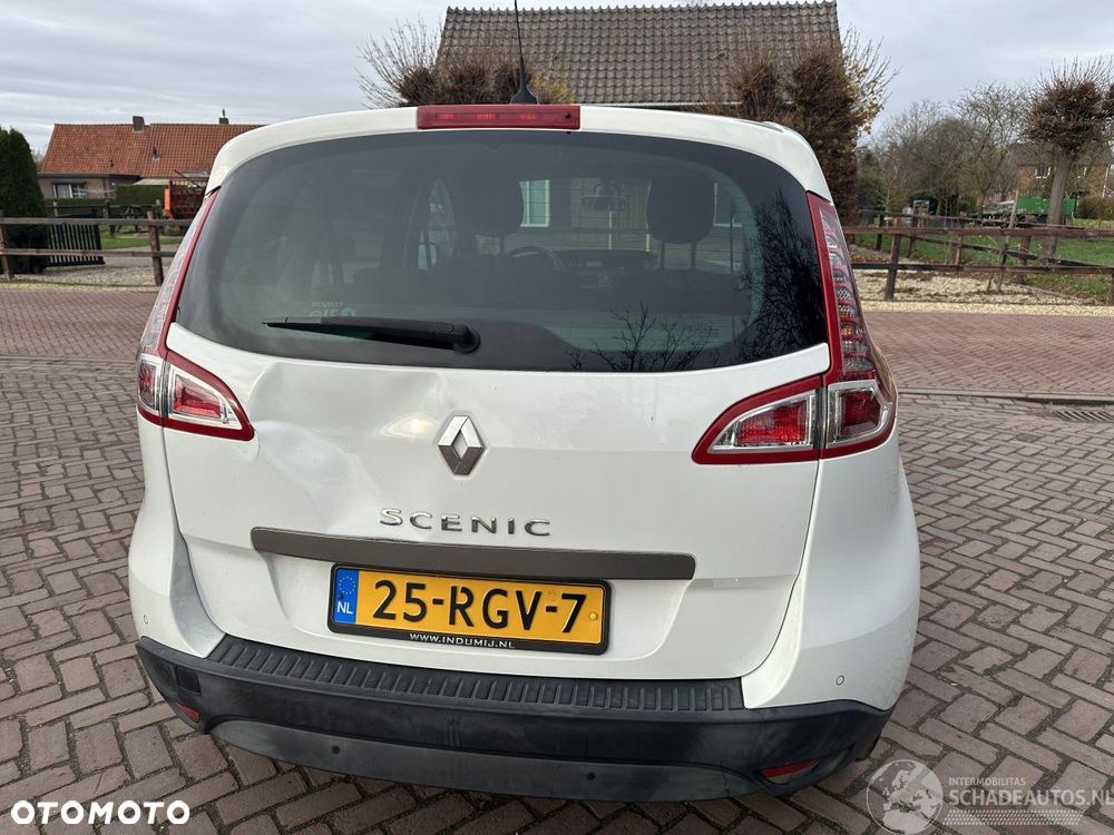 Renault Scenic 1.6 16V 110 Paris - 11