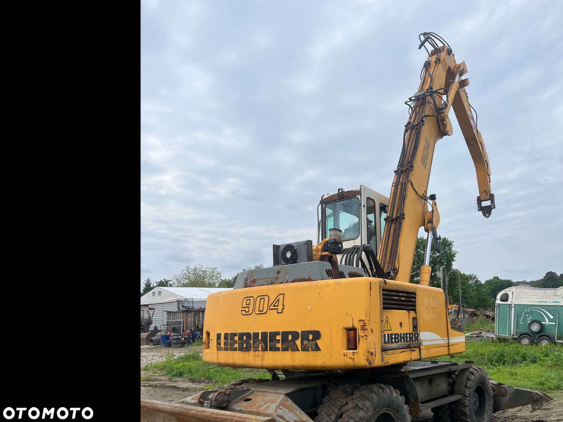 Liebherr A904C - 2