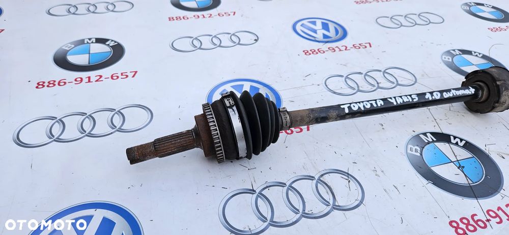 TOYOTA YARIS I 1.0 VVTI AUTOMAT Półoś przód prawy Półoś przednia prawa Przegub P26080567 - 2