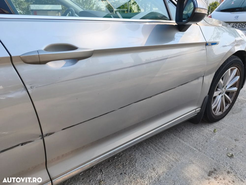 Volkswagen Passat - 14