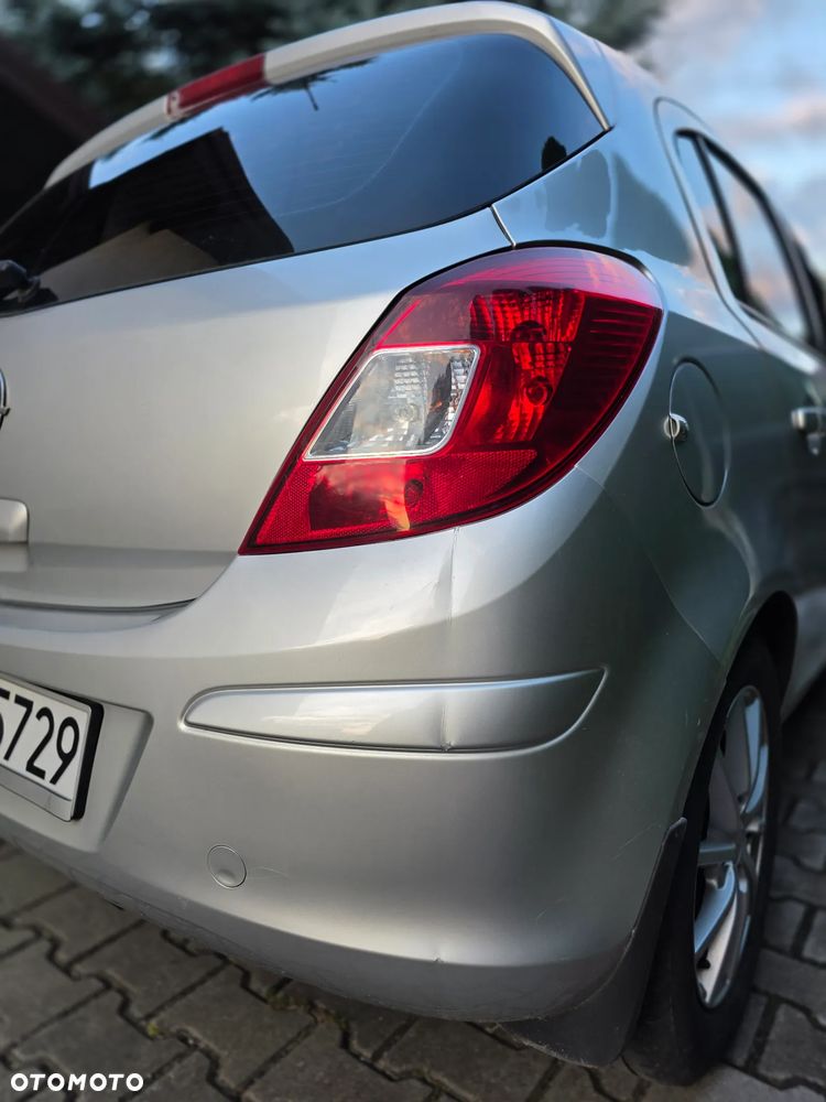 Opel Corsa - 8