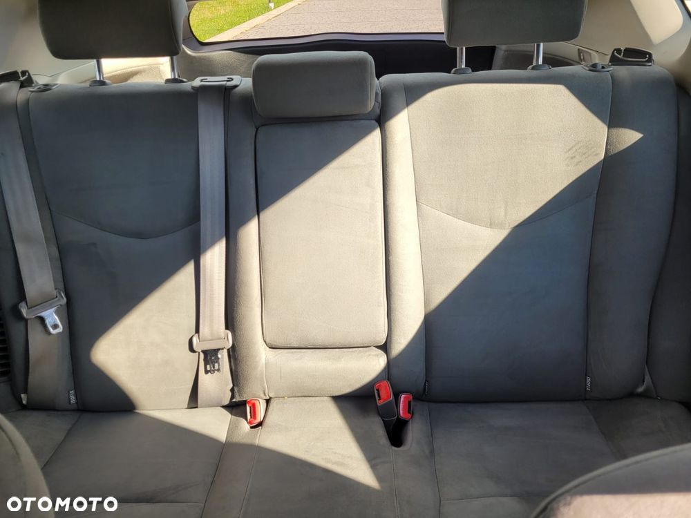 Toyota Prius - 14