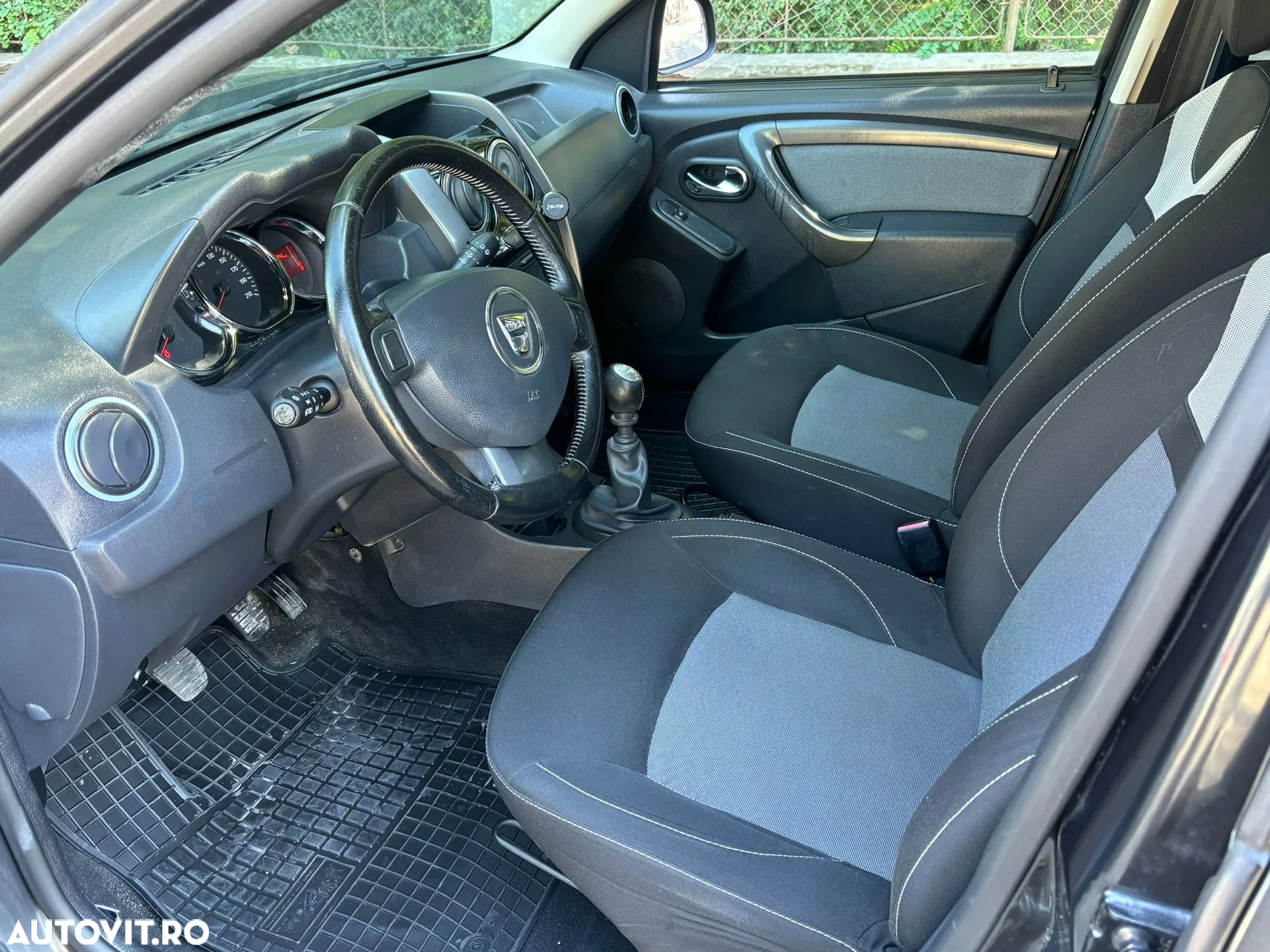 Dacia Duster dCi 110 4WD Prestige - 6