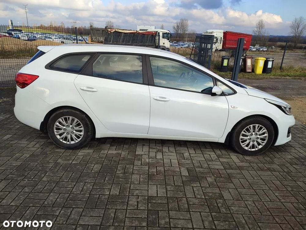 Kia Ceed 1.6 CRDi M - 7