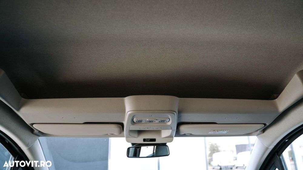 Mercedes-Benz T - 24