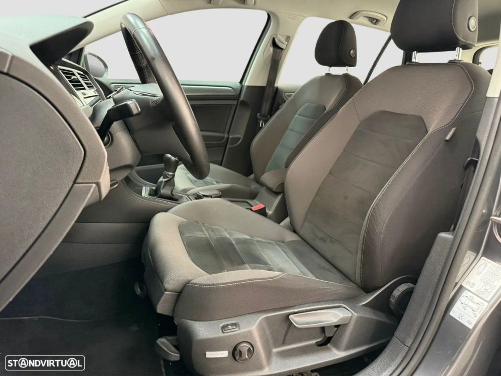 VW Golf - 7