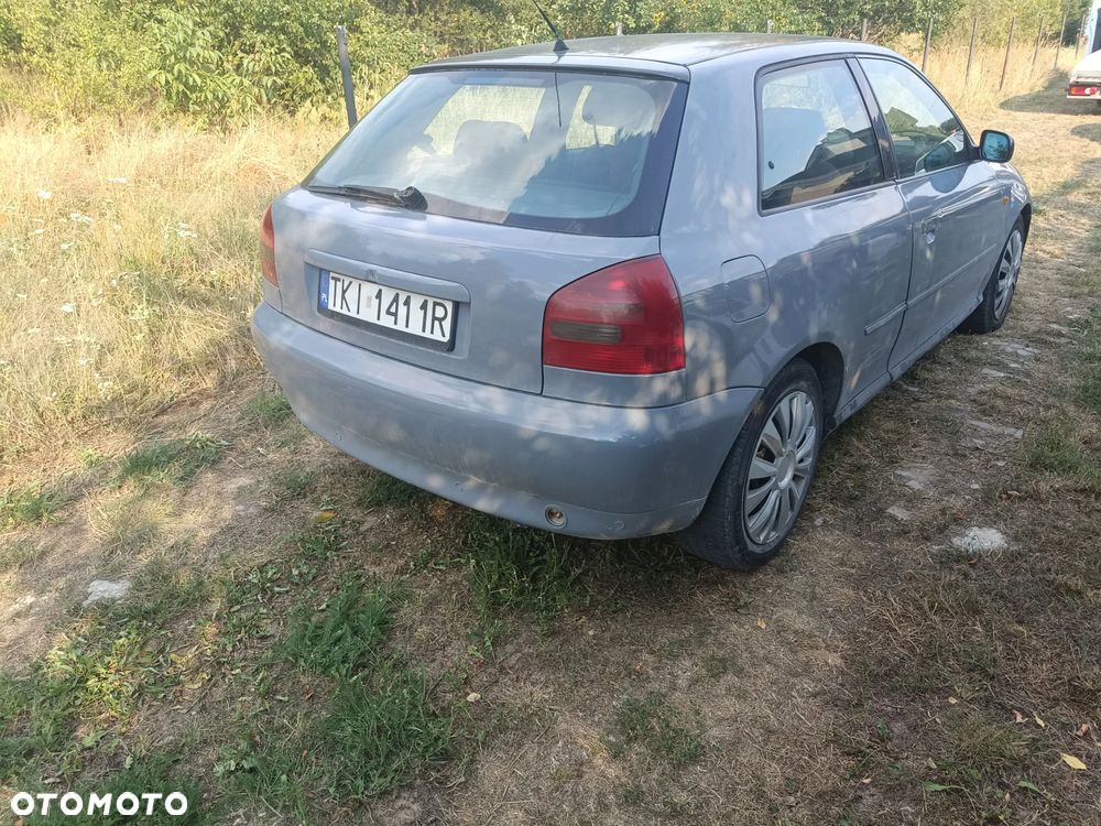 Audi A3 Sportback - 3