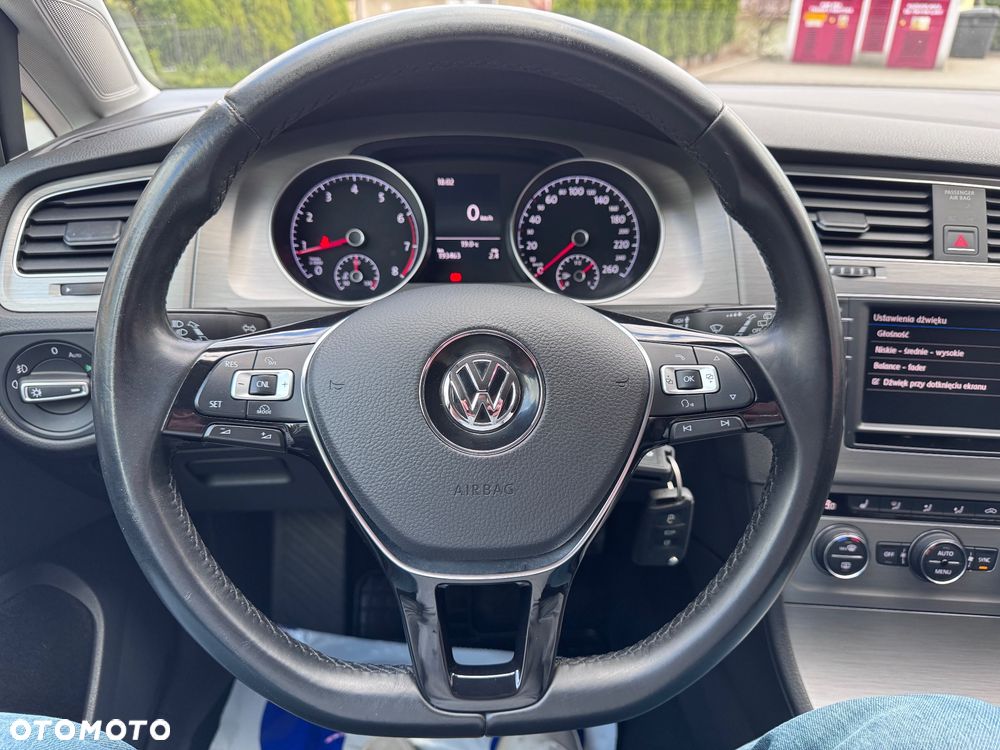 Volkswagen Golf 1.4 TSI BMT Highline - 34