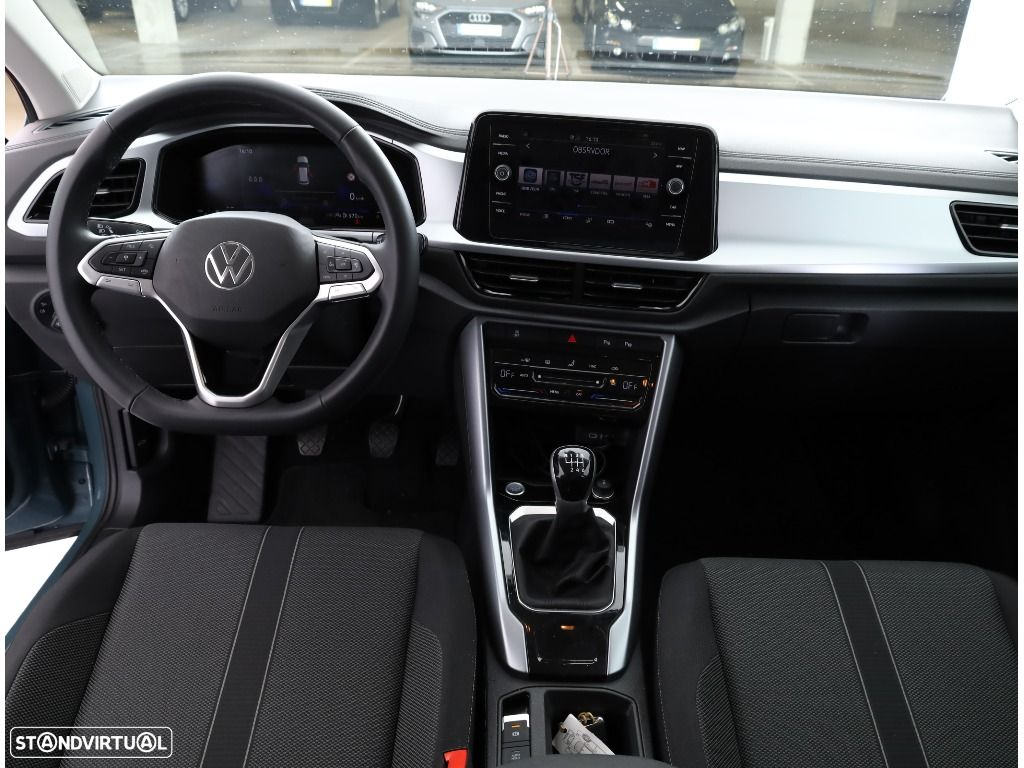 VW T-Roc 1.0 TSI Urban - 28