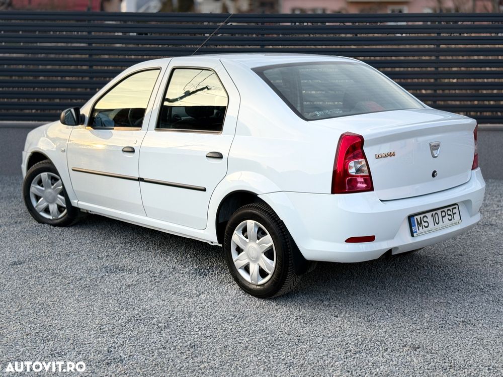 Dacia Logan 1.2 16V Laureate - 4