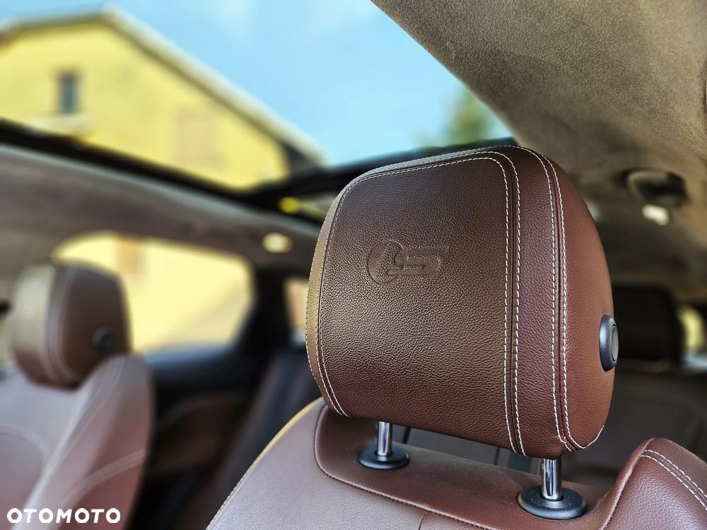 Jaguar F-Pace S AWD - 17