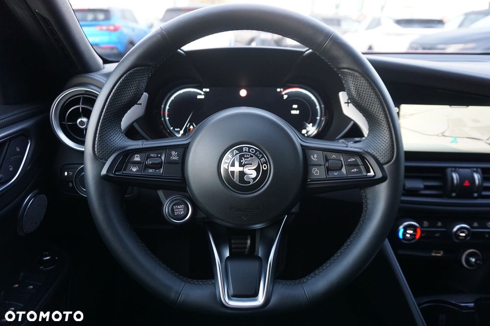 Alfa Romeo Giulia 2.0 Turbo Veloce Q4 - 12