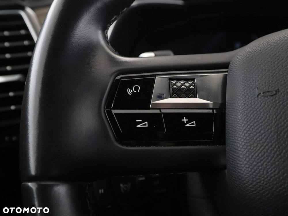 DS Automobiles DS 7 Crossback 1.6 E-Tense Bastille + - 32
