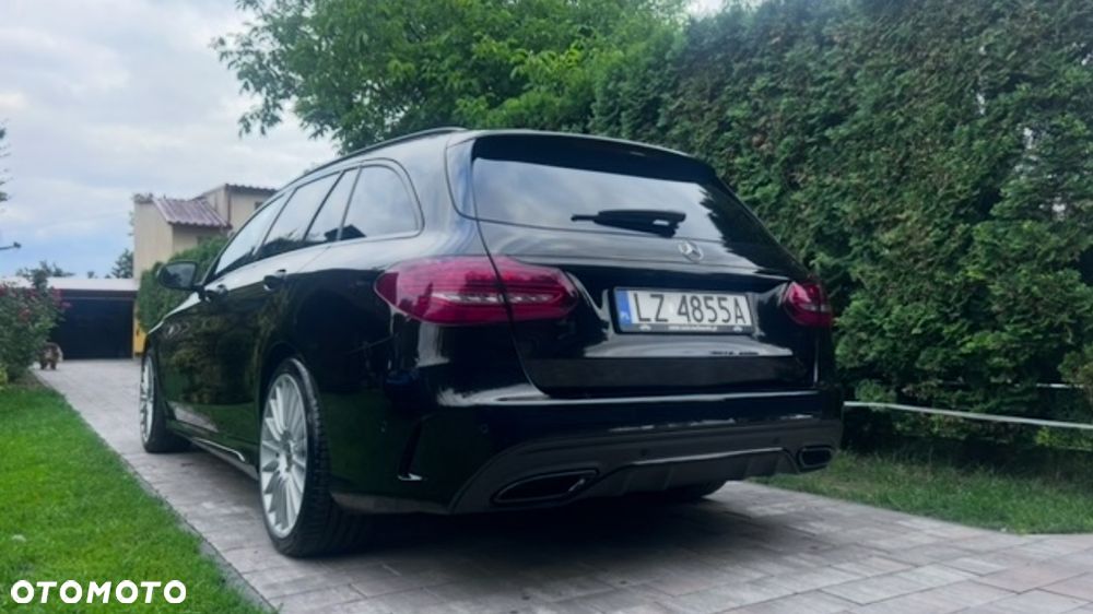 Mercedes-Benz Klasa C 300 d 9G-TRONIC - 8