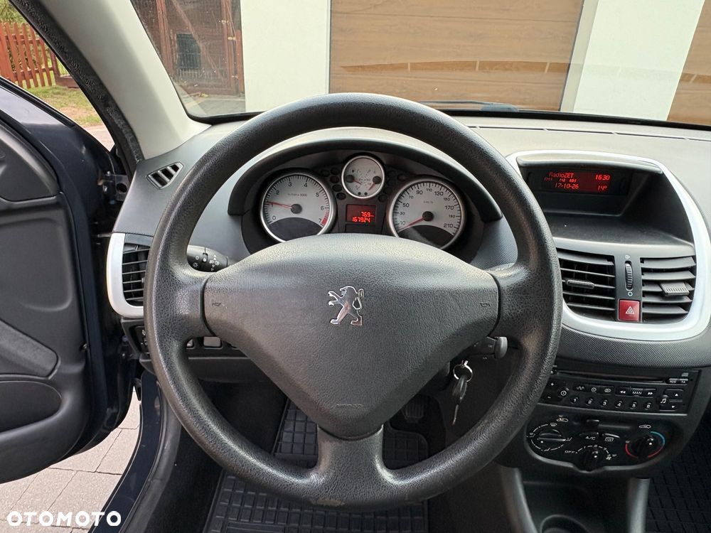 Peugeot 206 plus - 21