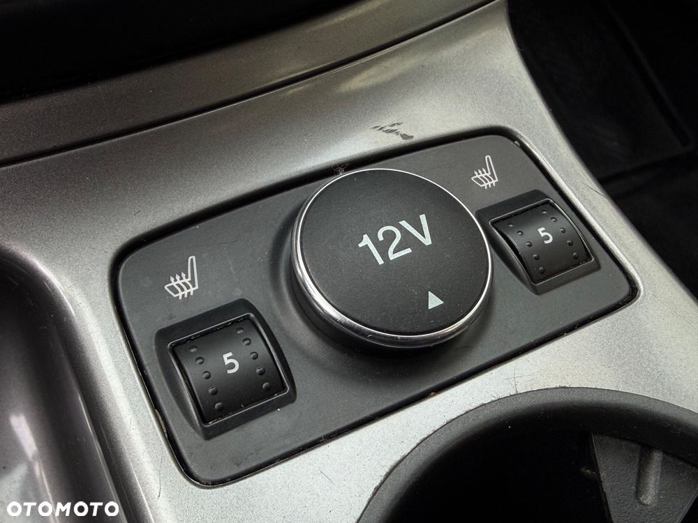 Ford Kuga 2.0 TDCi 2x4 Trend - 27