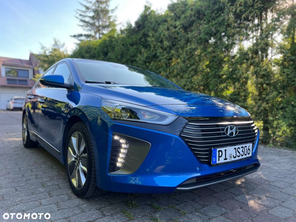 Hyundai IONIQ Hybrid Premium - 8