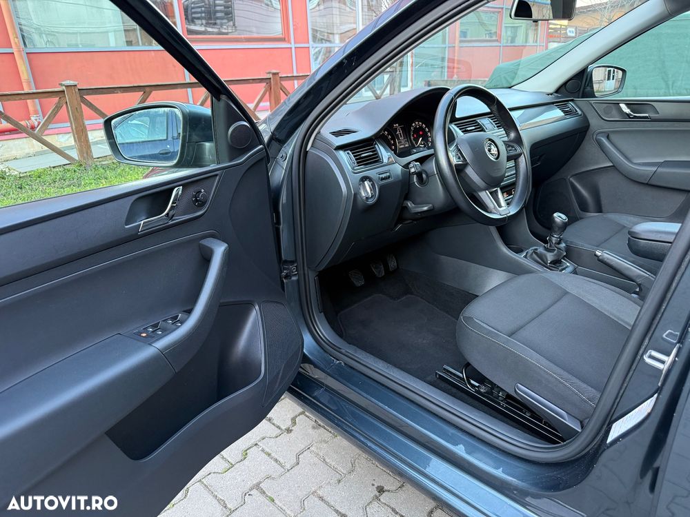 Skoda RAPID 1.6 TDI Elegance - 4