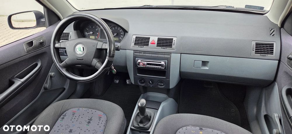 Skoda Fabia 1.2 HTP Classic - 23
