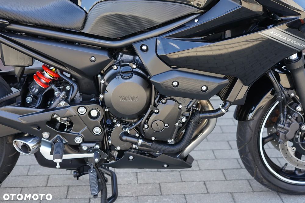 Yamaha XJ - 11