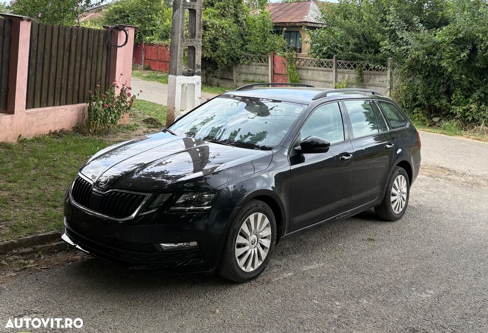 Skoda Octavia 1.6 TDI Drive - 1