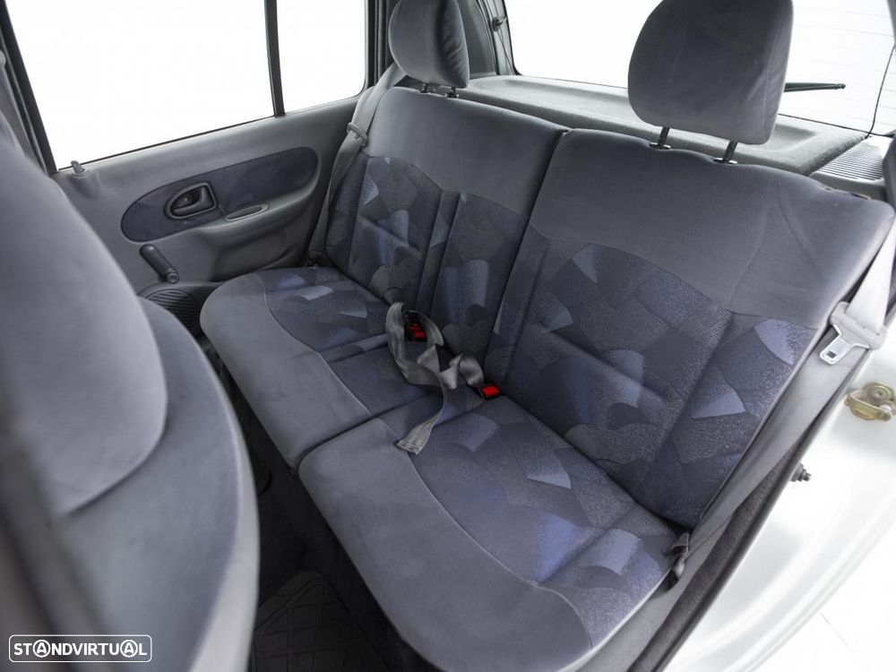Renault Clio - 8