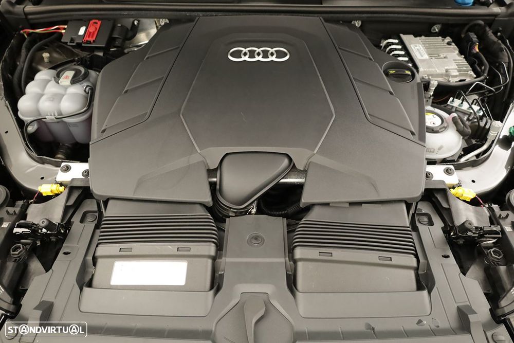 Audi Q7 55 TFSI quattro Tiptronic - 26