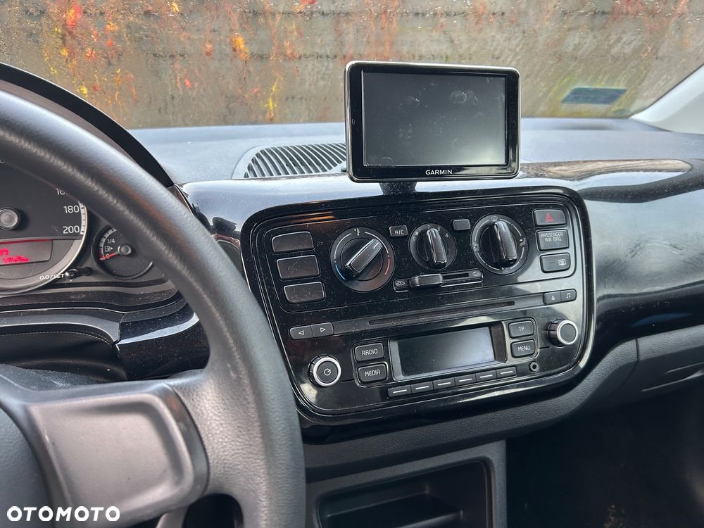 Volkswagen up! 1.0 take CityLine - 9