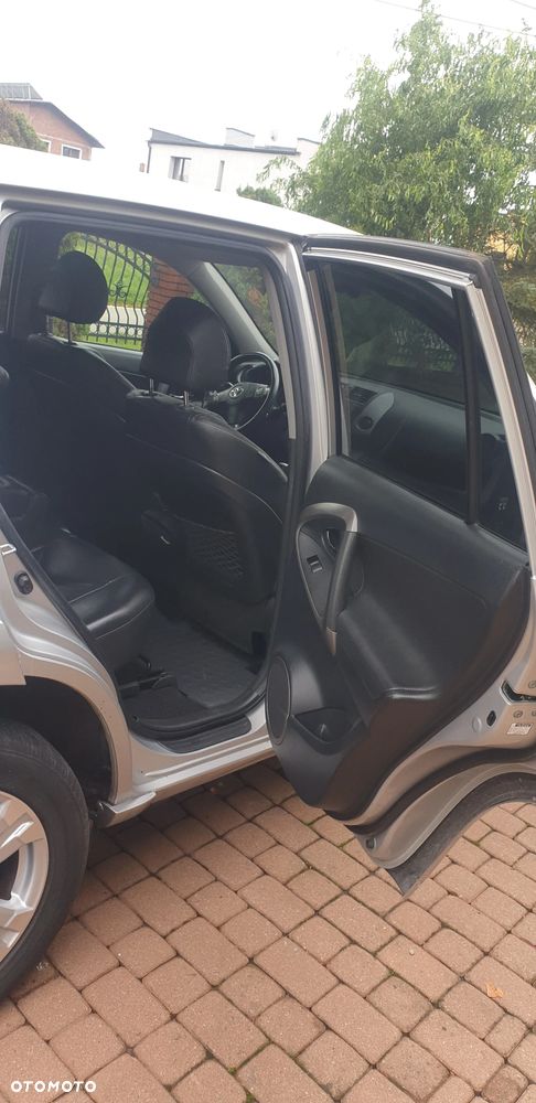 Toyota RAV4 2.2 D-CAT 4x4 Travel - 8