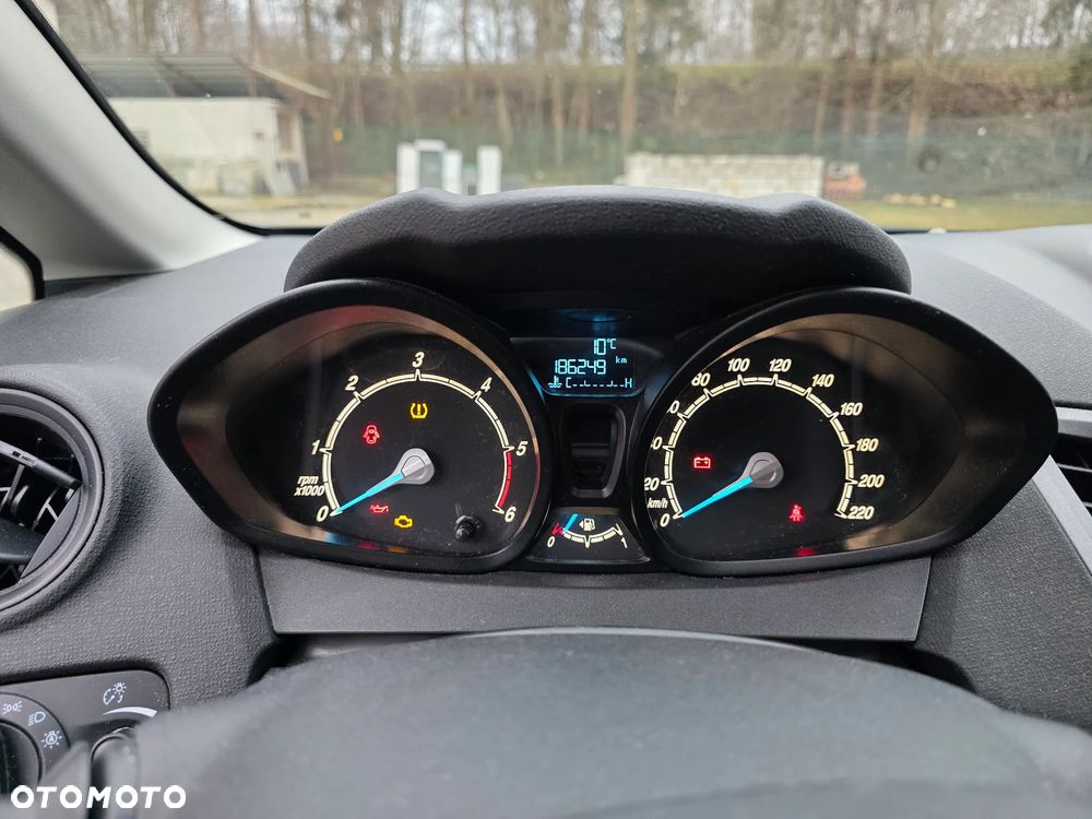 Ford Fiesta 1.5 TDCi Celebration - 22