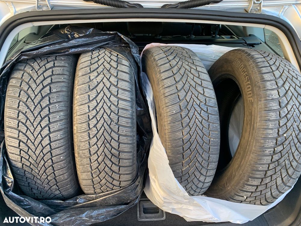 Volkswagen Golf 1.6 TDI Comfortline - 12