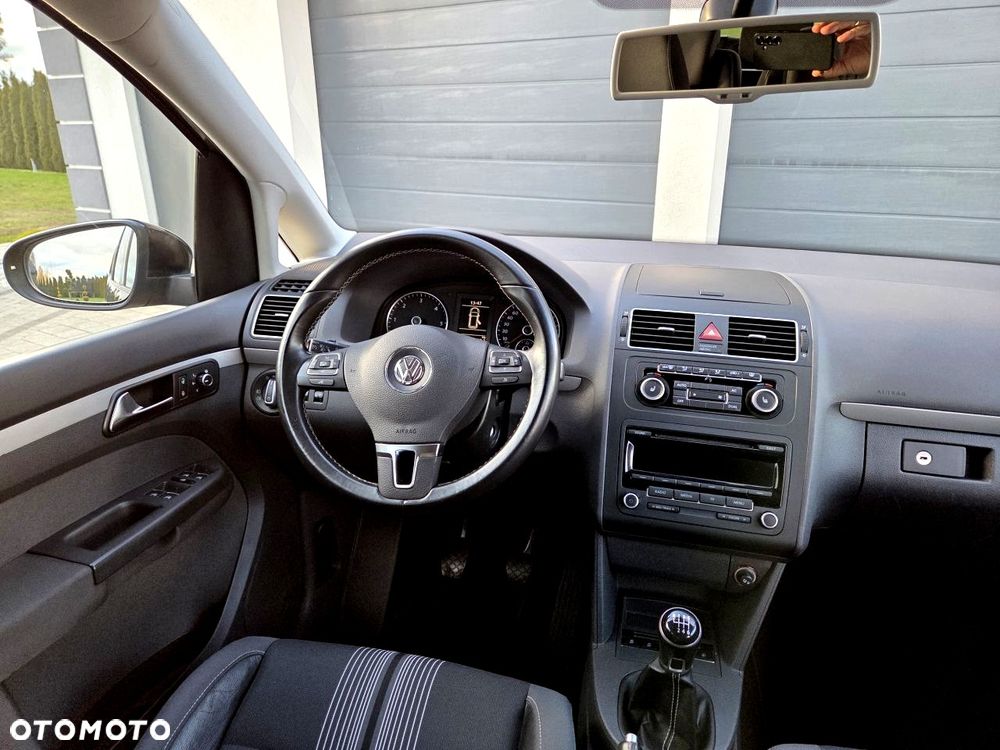 Volkswagen Touran 1.6 TDI DPF MATCH - 24